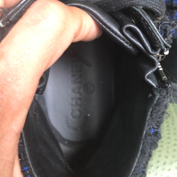 Chanel weekender high top sneakers. - Picture 6 of 8